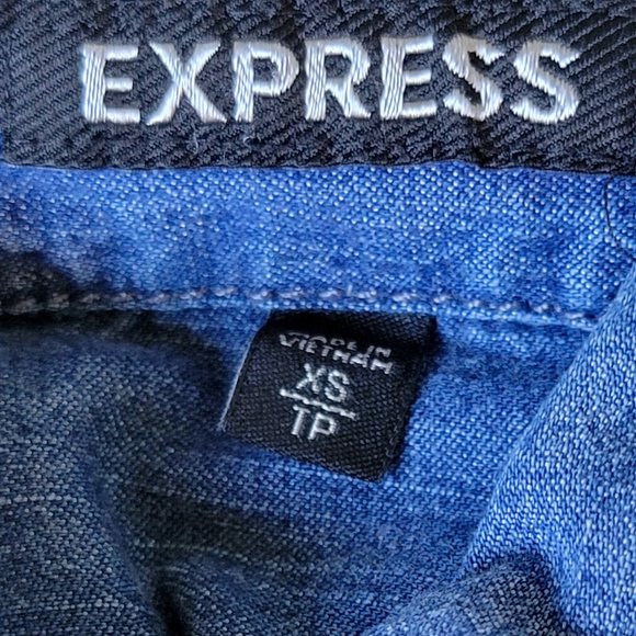 EXPRESS Blue Denim Button Front Shirt - Size XS | 1P - Picture 5 of 10